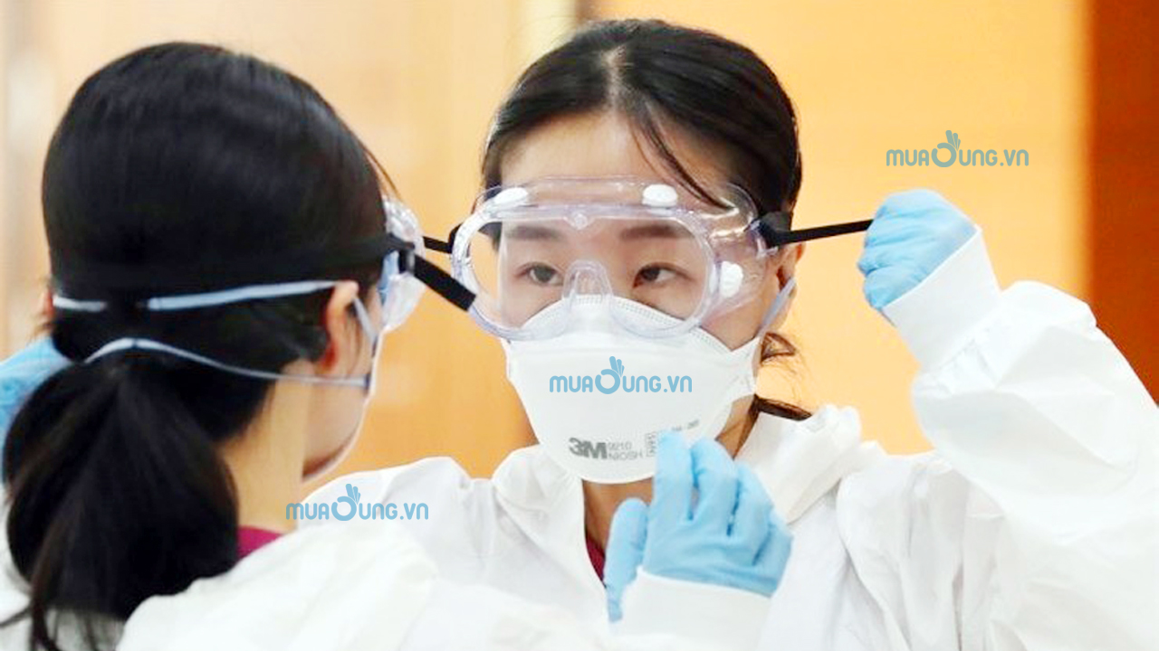 https://muadung.vn/san-pham/kinh-bao-ho-3m-chong-hoa-chat-tia-uv-khong-bam-hoi-p239.html