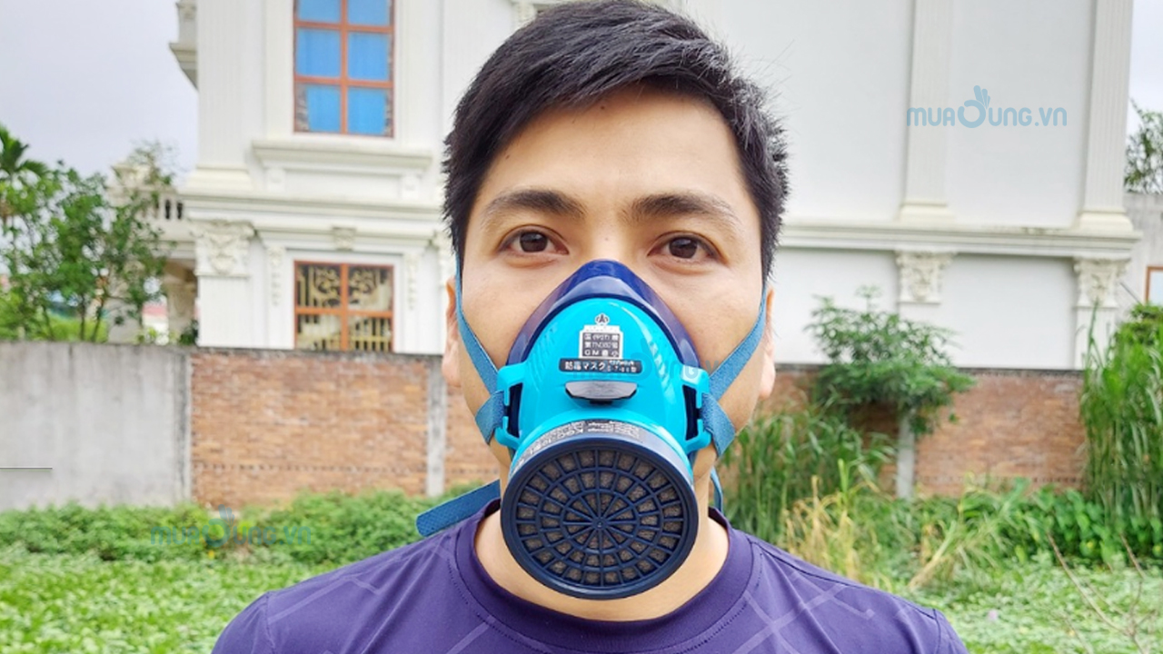 mặt nạ phòng độc