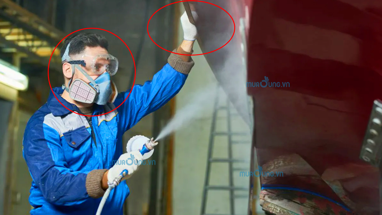 Cách vệ sinh và bảo quản kính bảo hộ lao động đúng cách