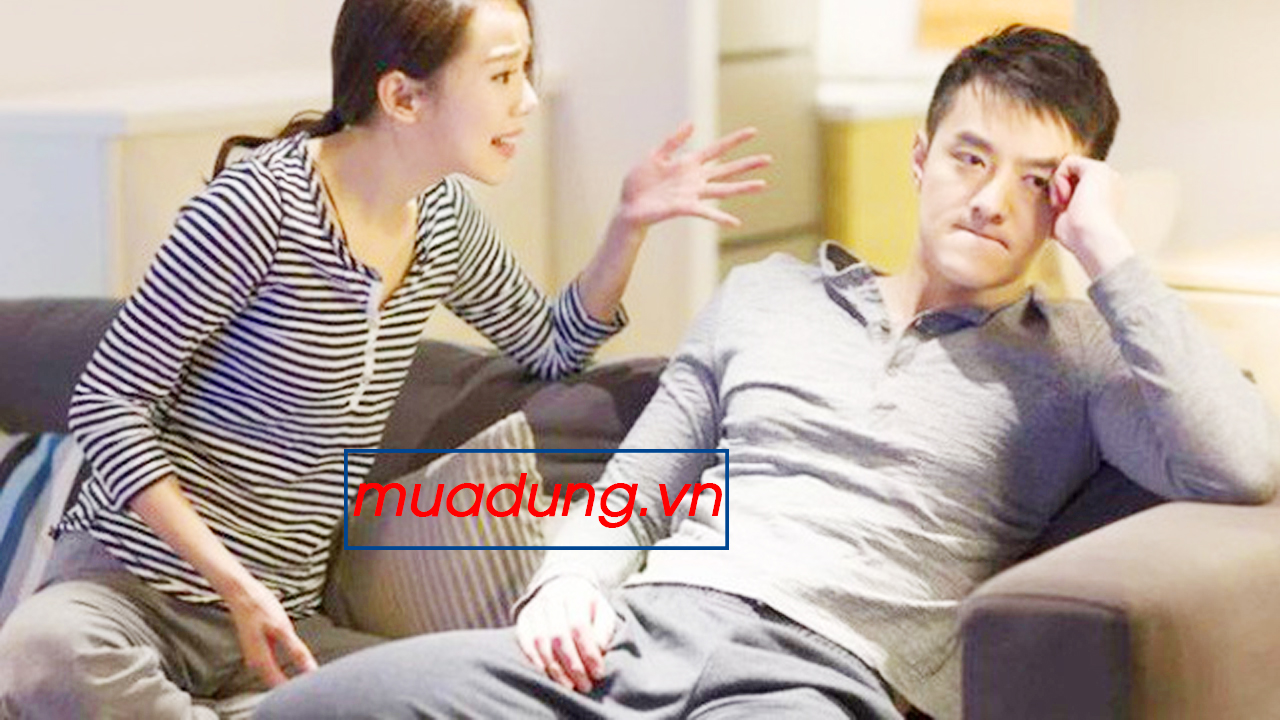 vợ bắt chồng trả bài